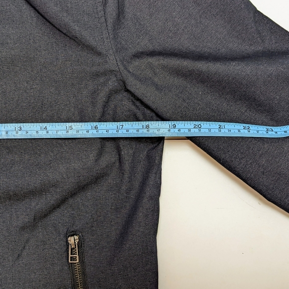 21men windbreaker - Picture 7 of 8